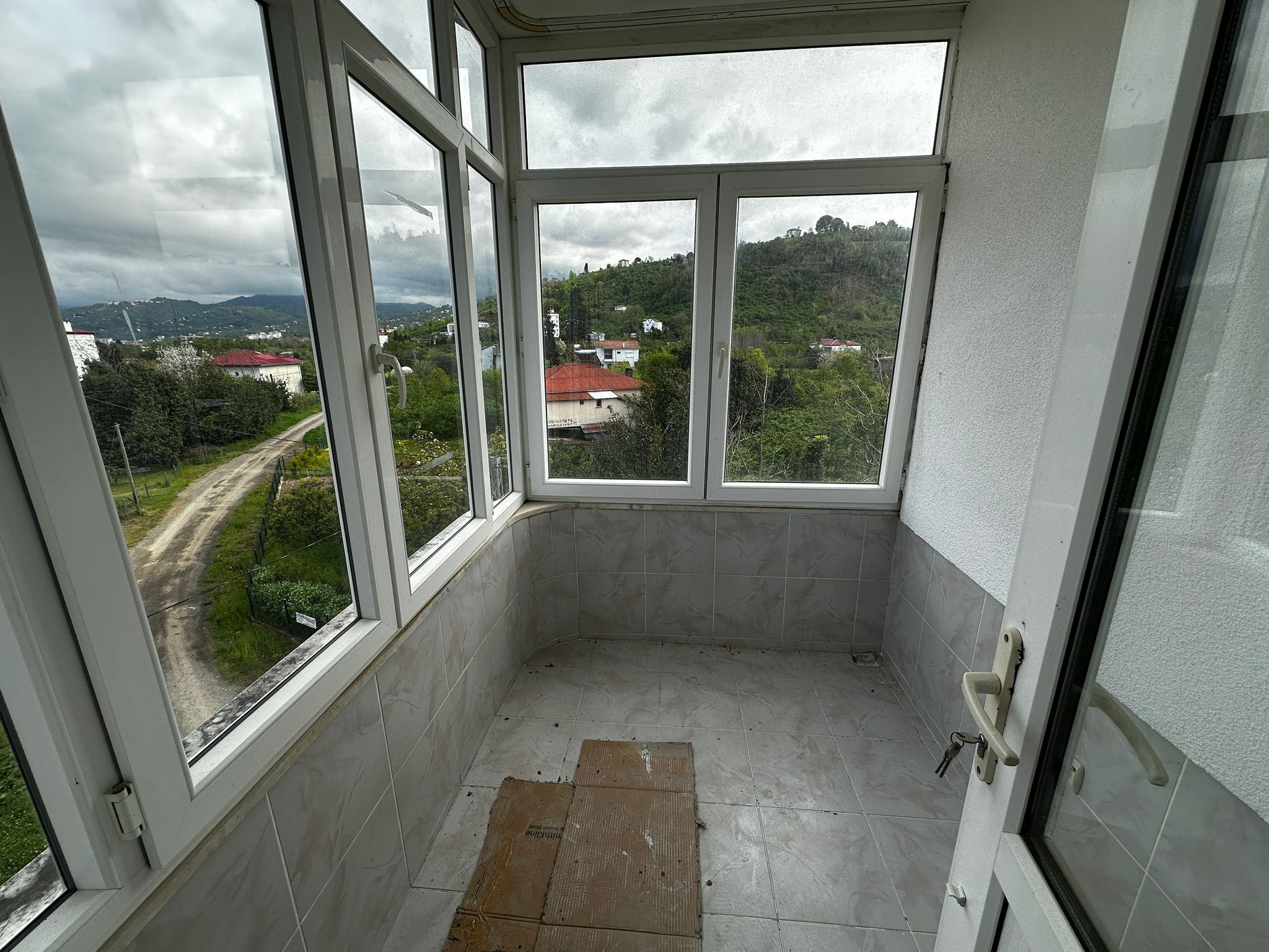 MABEL'DEN ADACIK MAHALLESİ GÜZELYURT SİTESİ 3+1 KİRALIK DAİRE